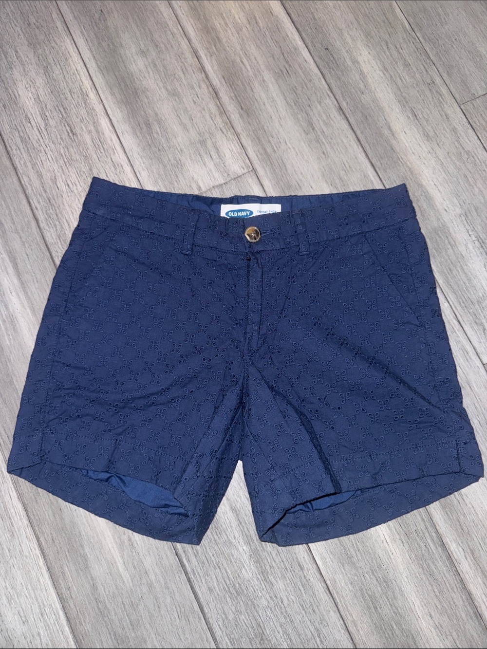 Old Navy Navy Eyelet Mid-Rise Shorts - Size 0